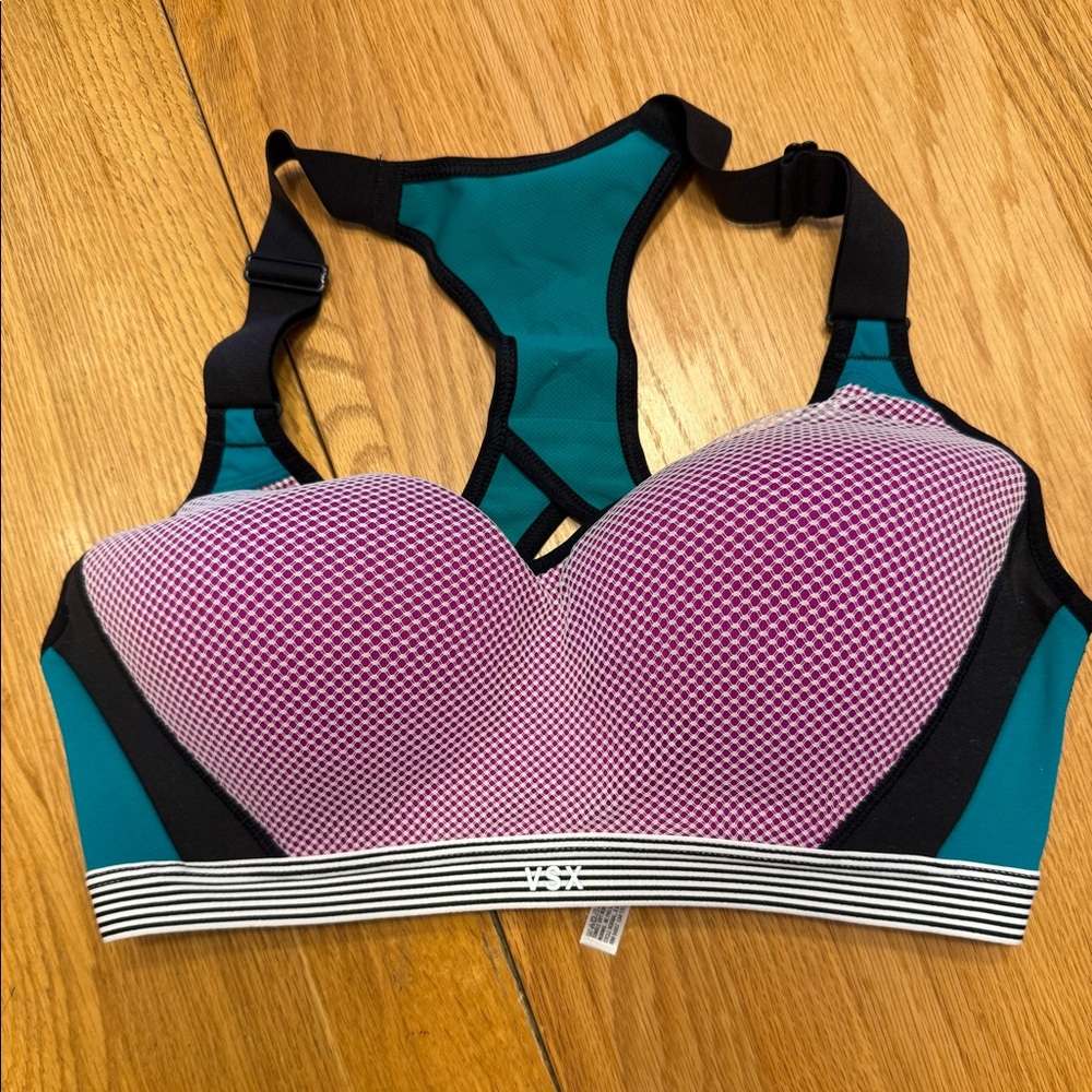 Victoria secret sport bra. 36C